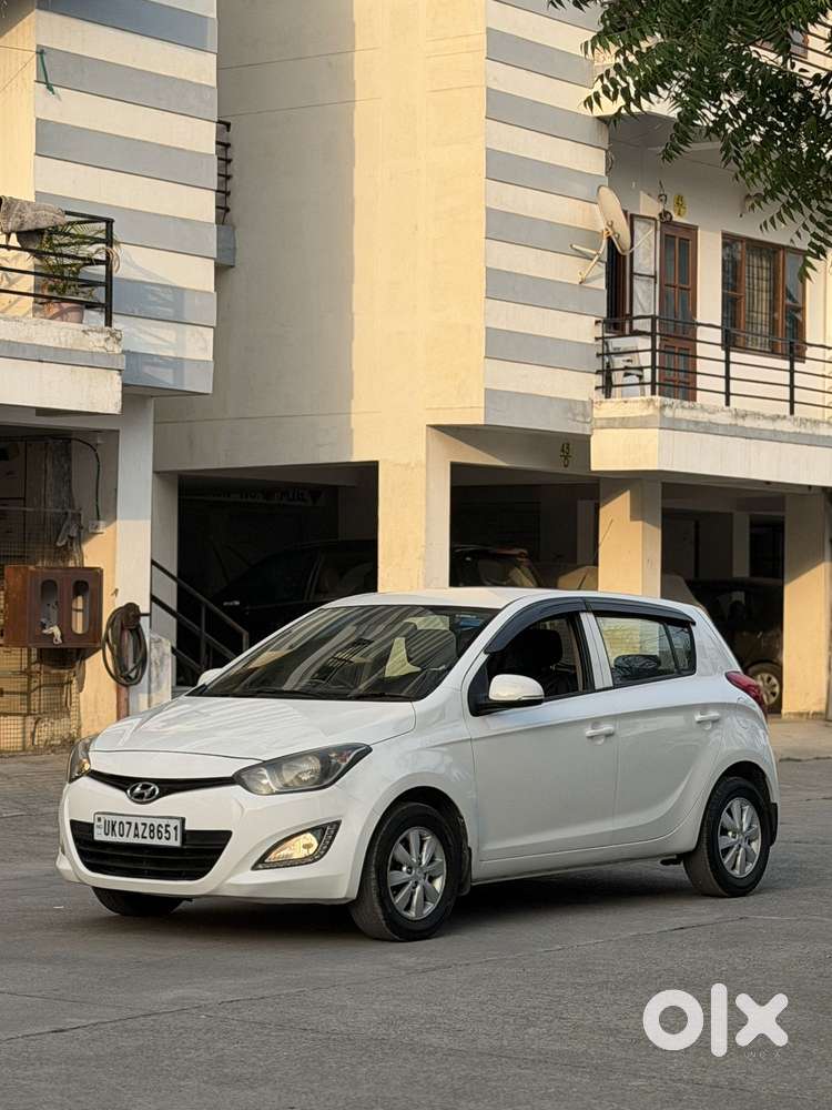 Hyundai I20 Sportz Plus, 2013, Petrol