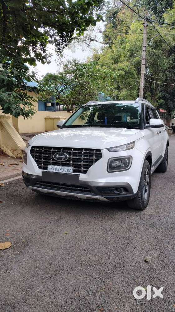 Hyundai Venue 1.0 Sx Plus Turbo Dct Dual Tone, 2019, Diesel