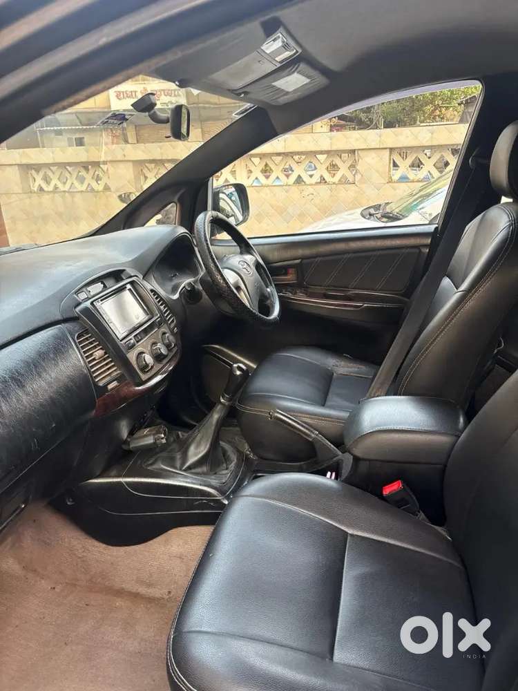 Toyota Innova 2015 Diesel Well Maintained