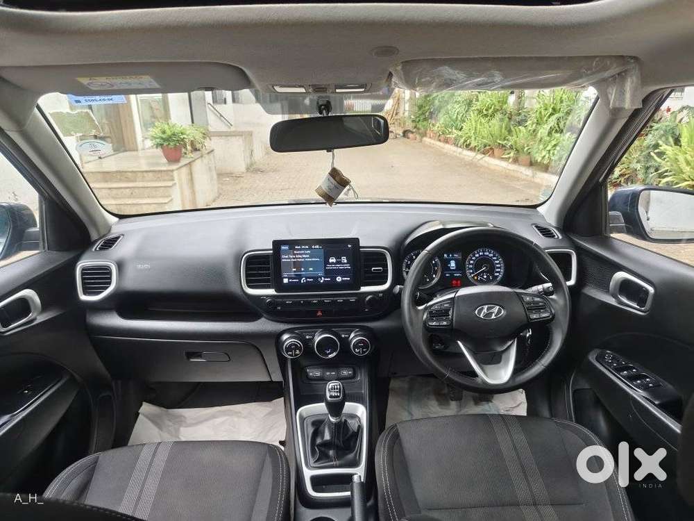 Hyundai Venue 1.0 Sx (o) Turbo Imt, 2022, Petrol