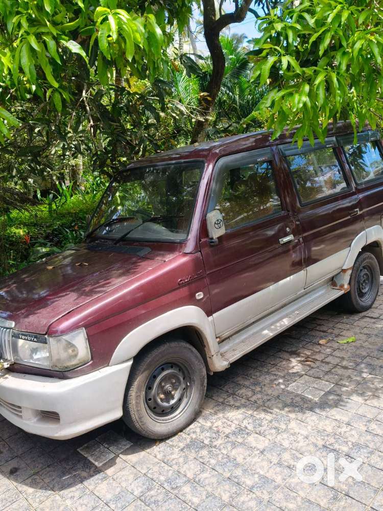 Toyota Qualis 2005 Diesel Car