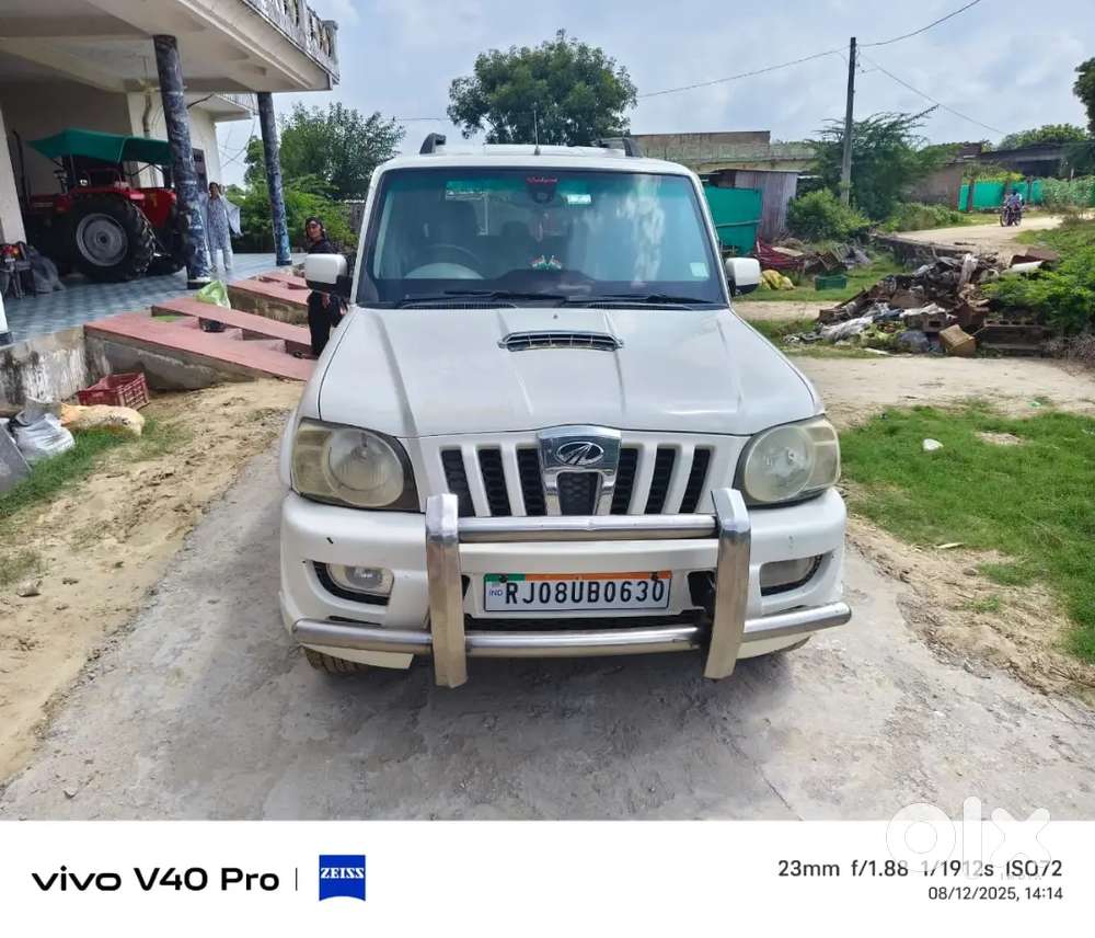 Mahindra Scorpio 2013