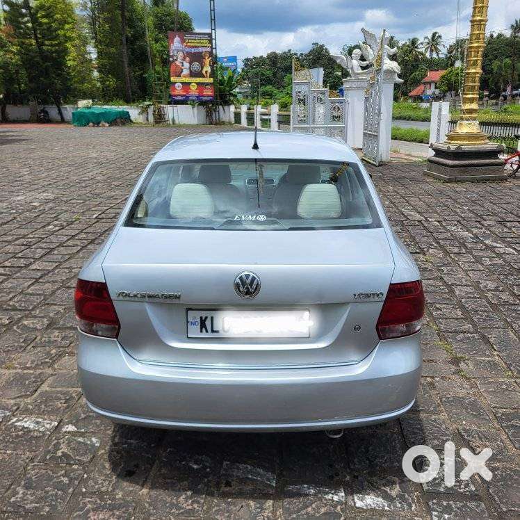 Volkswagen Vento 2010-2013 Petrol Highline, 2012, Petrol