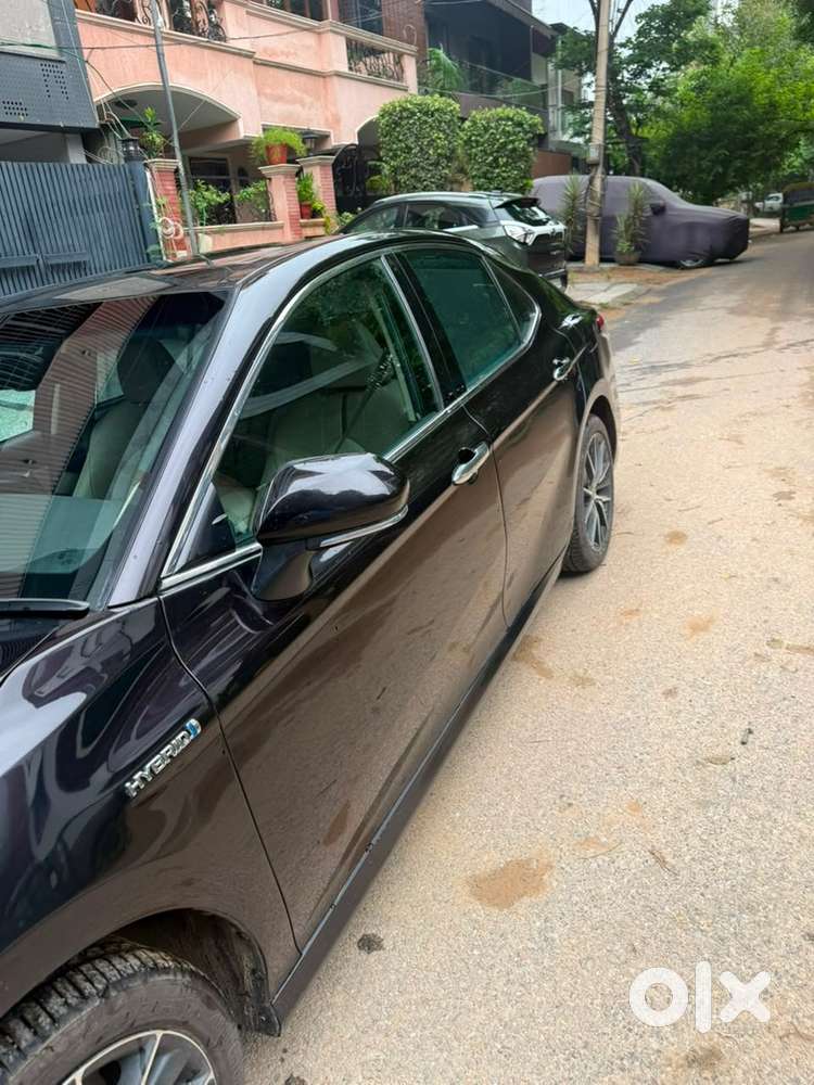 Toyota Camry Hybrid 2022 All Original New Tyres In Warranty Car