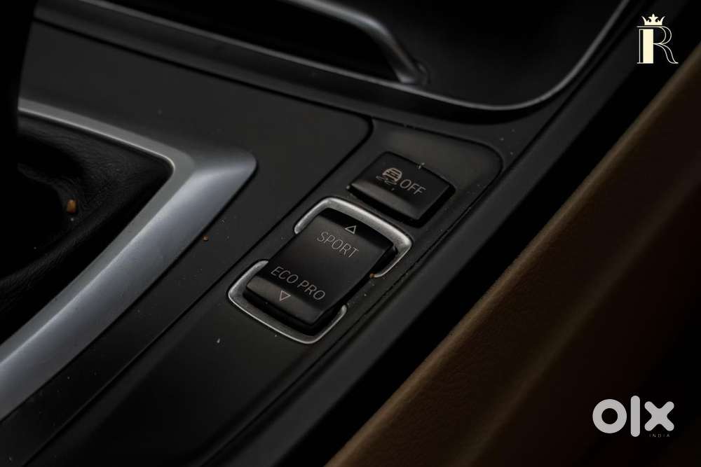 Bmw 3 Series 2.0 320i Luxury Line, 2017, Petrol