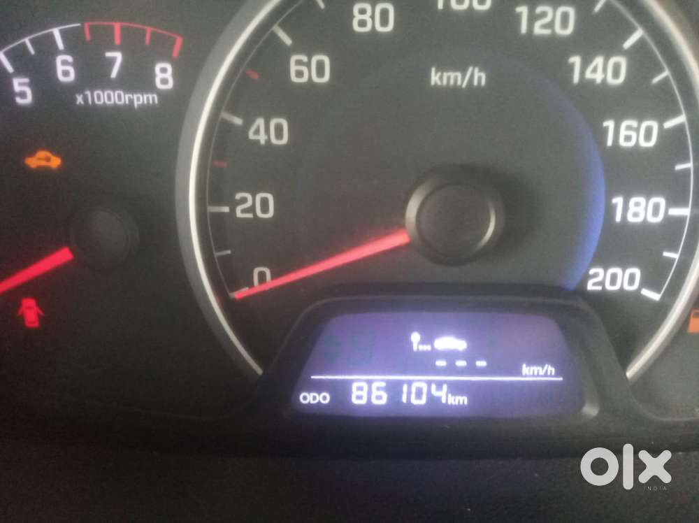 Hyundai Grand I10 2013-2016 Sportz, 2014, Petrol