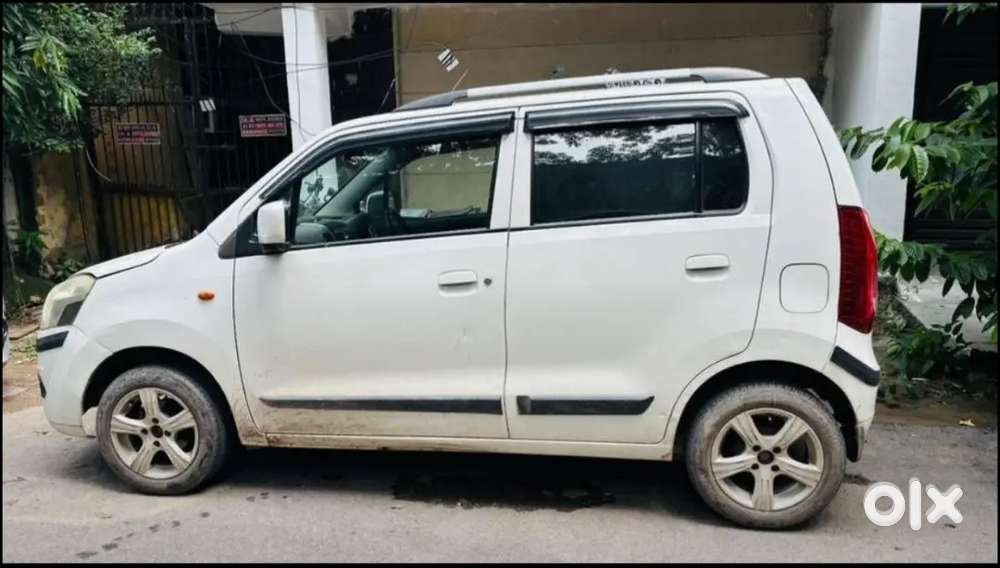 Maruti Suzuki Wagon R 1.0 2013 Petrol Well Maintained
