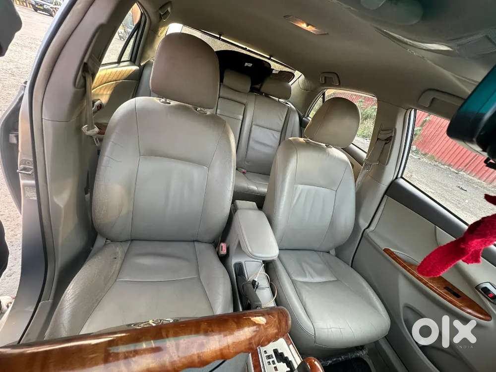 Toyota Corolla Altis 2011 Car