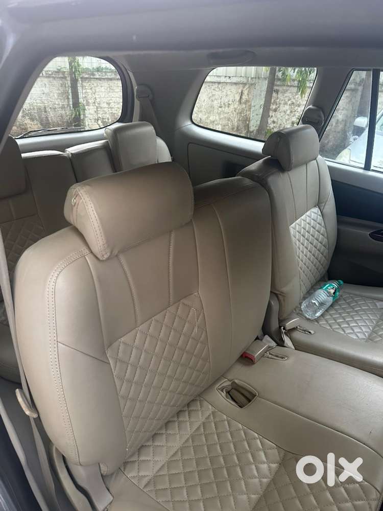 Toyota Innova Diesel 2010 Km Driven