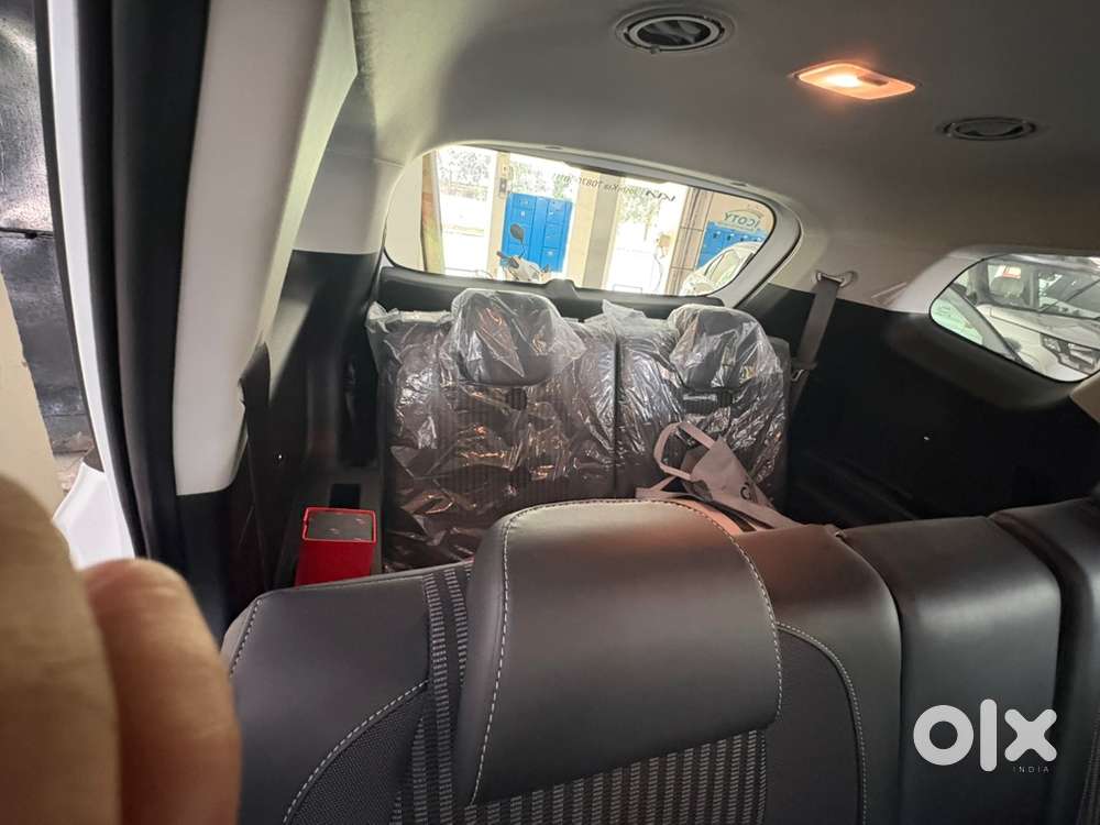 Kia Carens 2023 Petrol Manual Impeccable Condition