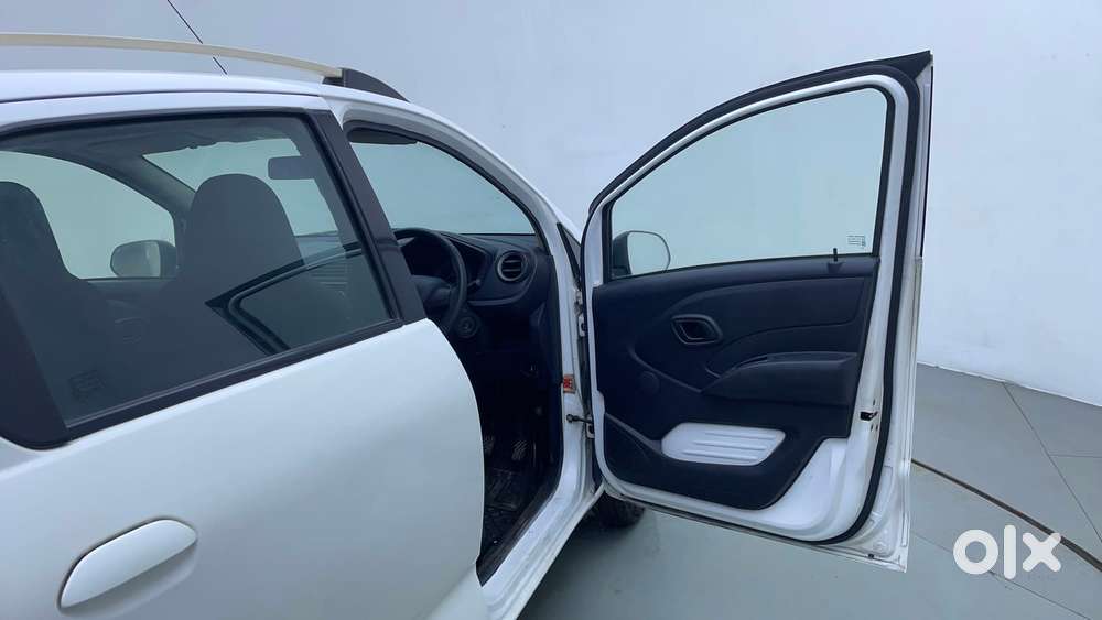 Datsun Redigo T Option, 2017, Petrol