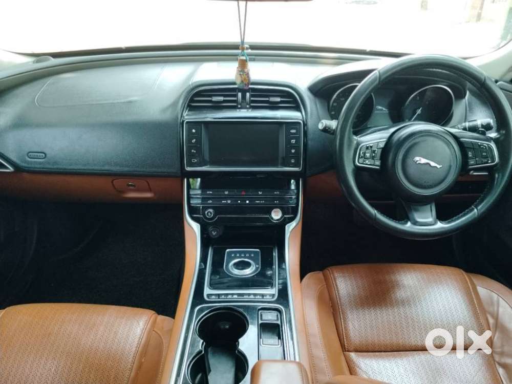 Jaguar Xe 2.0l Diesel Pure, 2017, Diesel