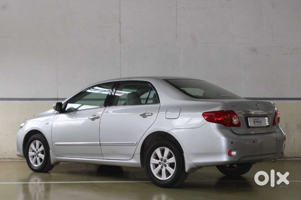 Toyota Corolla Altis G, 2011, Petrol