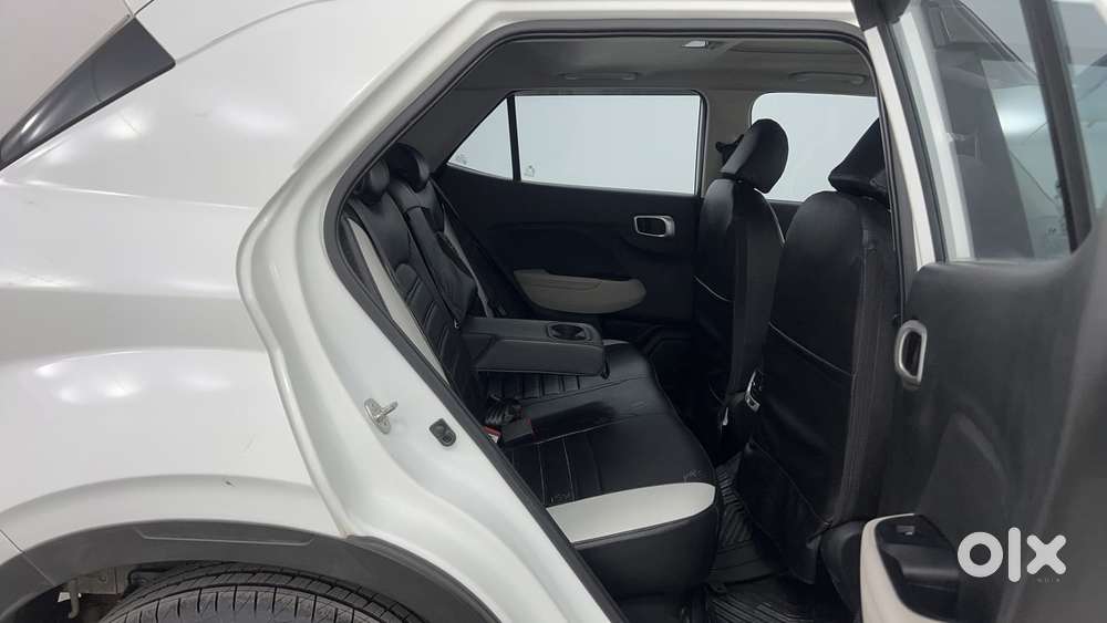 Hyundai Venue 1.5 Crdi Sx (o), 2023, Diesel