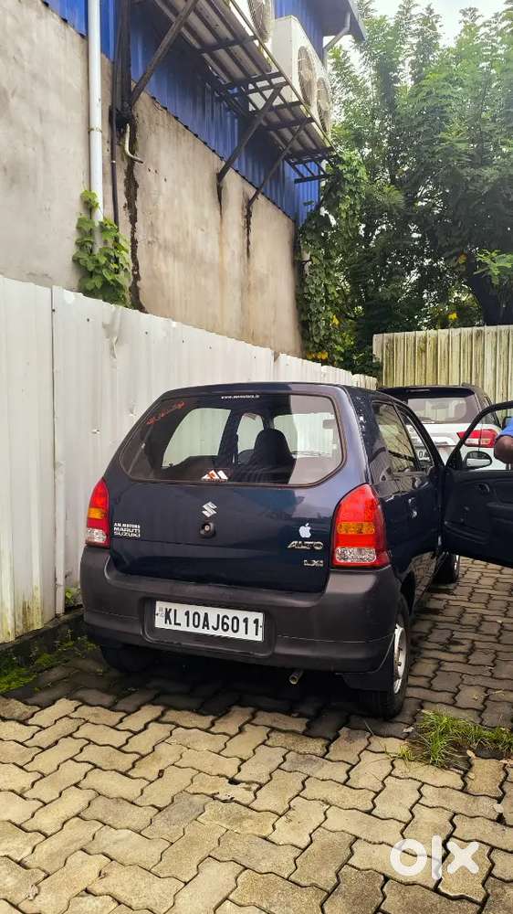 Suzuki Alto Base Varient 2011 Model. Only 74,000 Km.