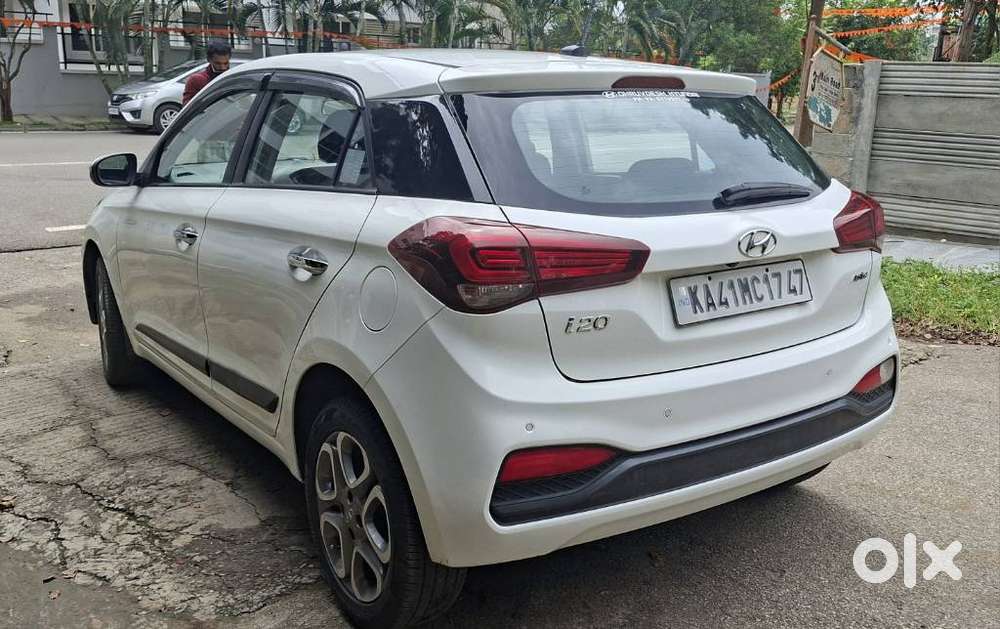 Hyundai Elite I20 Asta Option Cvt, 2019, Petrol