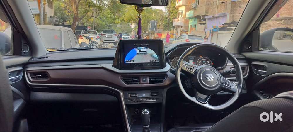 Maruti Suzuki Brezza 1.5 Zxi Plus Smart Hybrid Dual Tone, 2022, Petr..