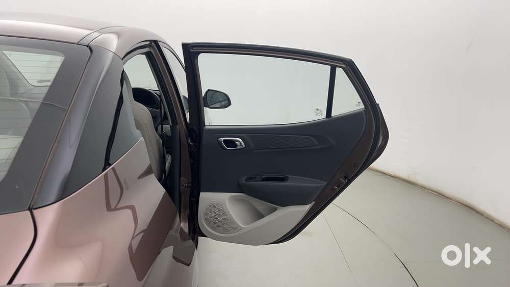 Hyundai Aura Sx 1.2 (o) Petrol, 2022, Petrol