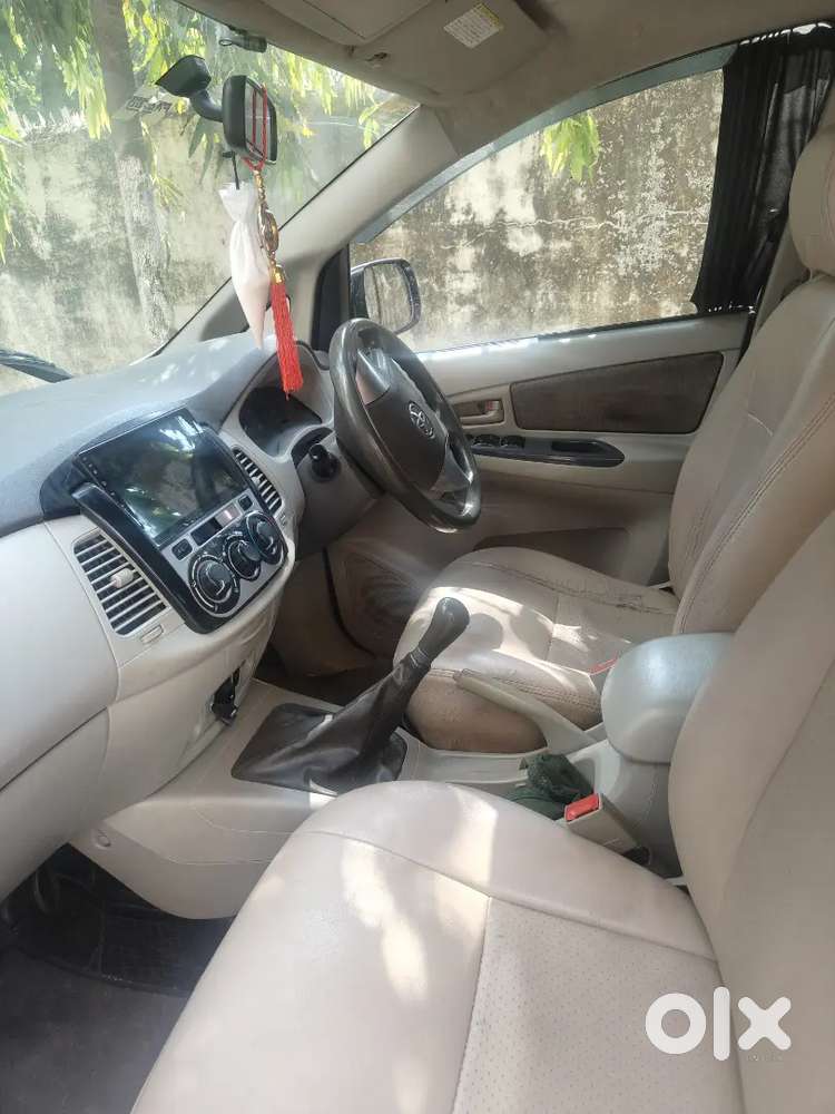 Toyota Innova 2013