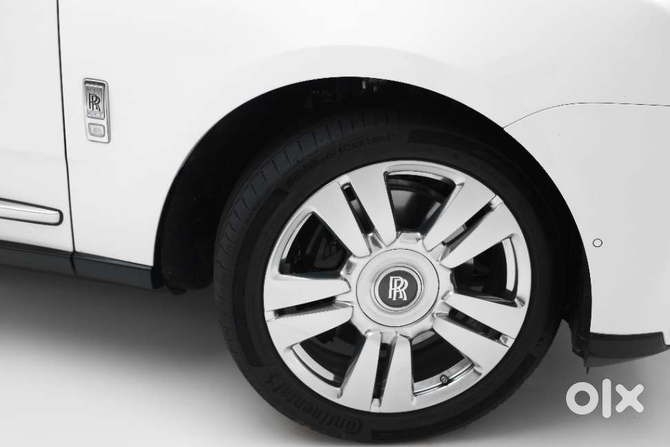 Rolls-royce Cullinan V12, 2025, Petrol