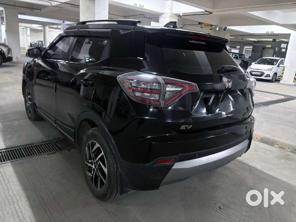 Mahindra Xuv400 Ev El Fast Charger, 2024, Electric