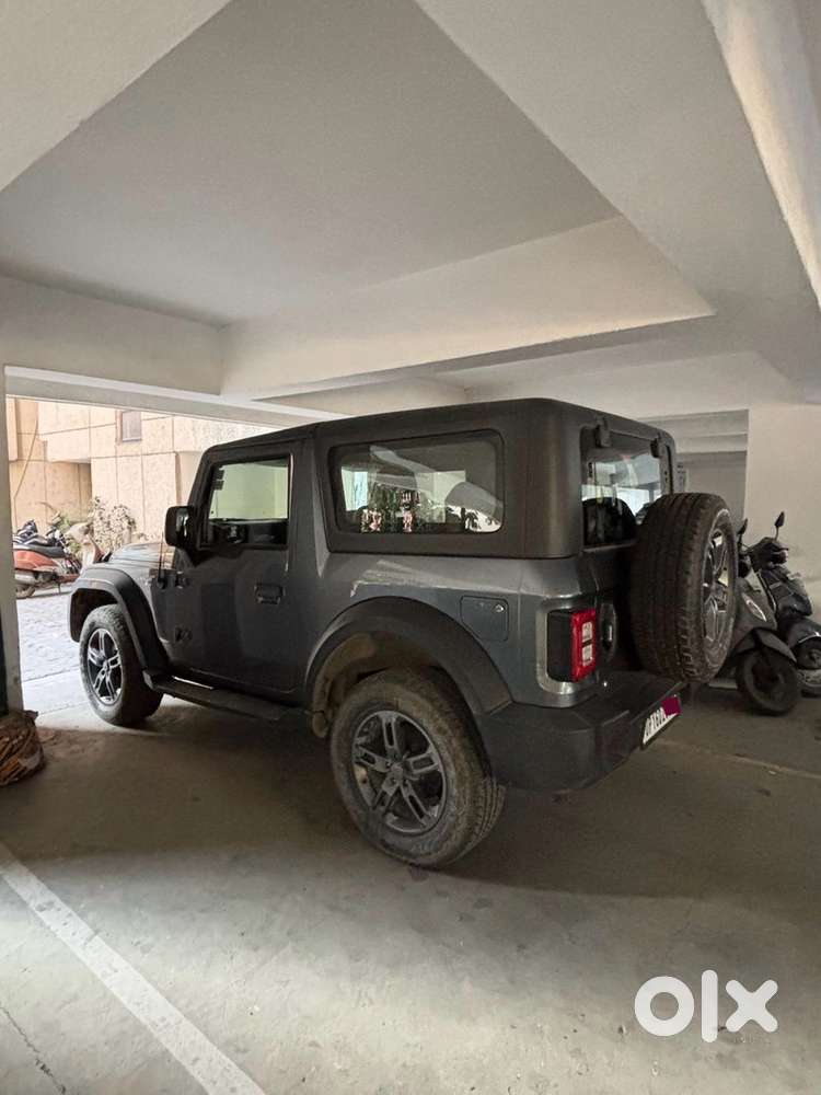 Mahindra Thar Petrol 2023
