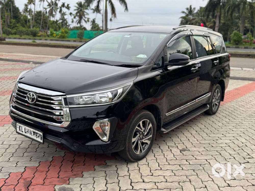 Toyota Innova Crysta [2020-ongoing] 2.4 Gx At 7 Str, 2022, Diesel