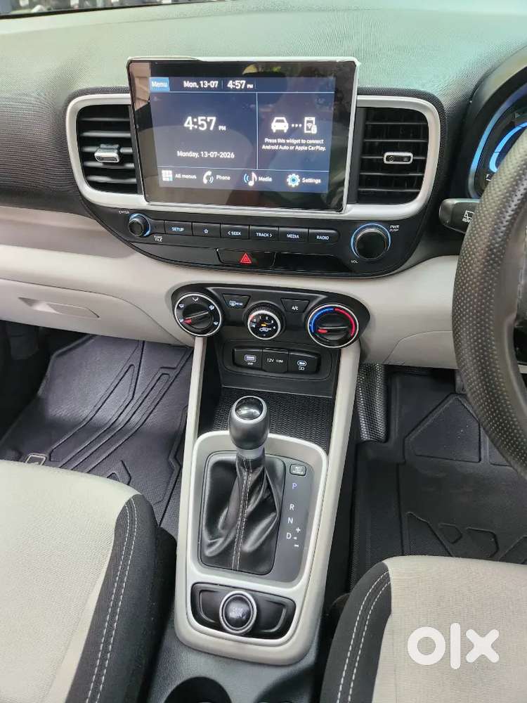 Hyundai Venue 1.0 S(o) Turbo Dct, Petrol, 2025