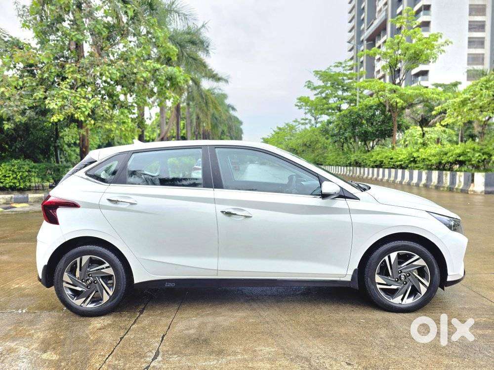 Hyundai New I20 1.2 Asta Mt, 2023, Petrol