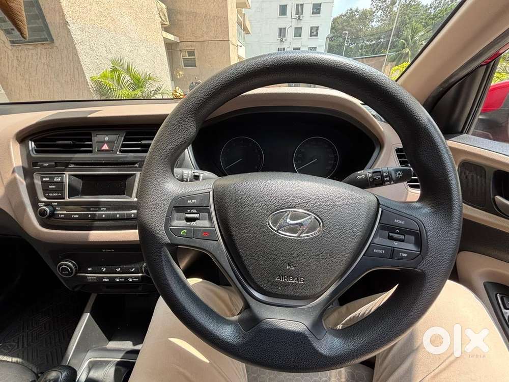 2015 Hyundai Elite At Best Price - First Owner!!