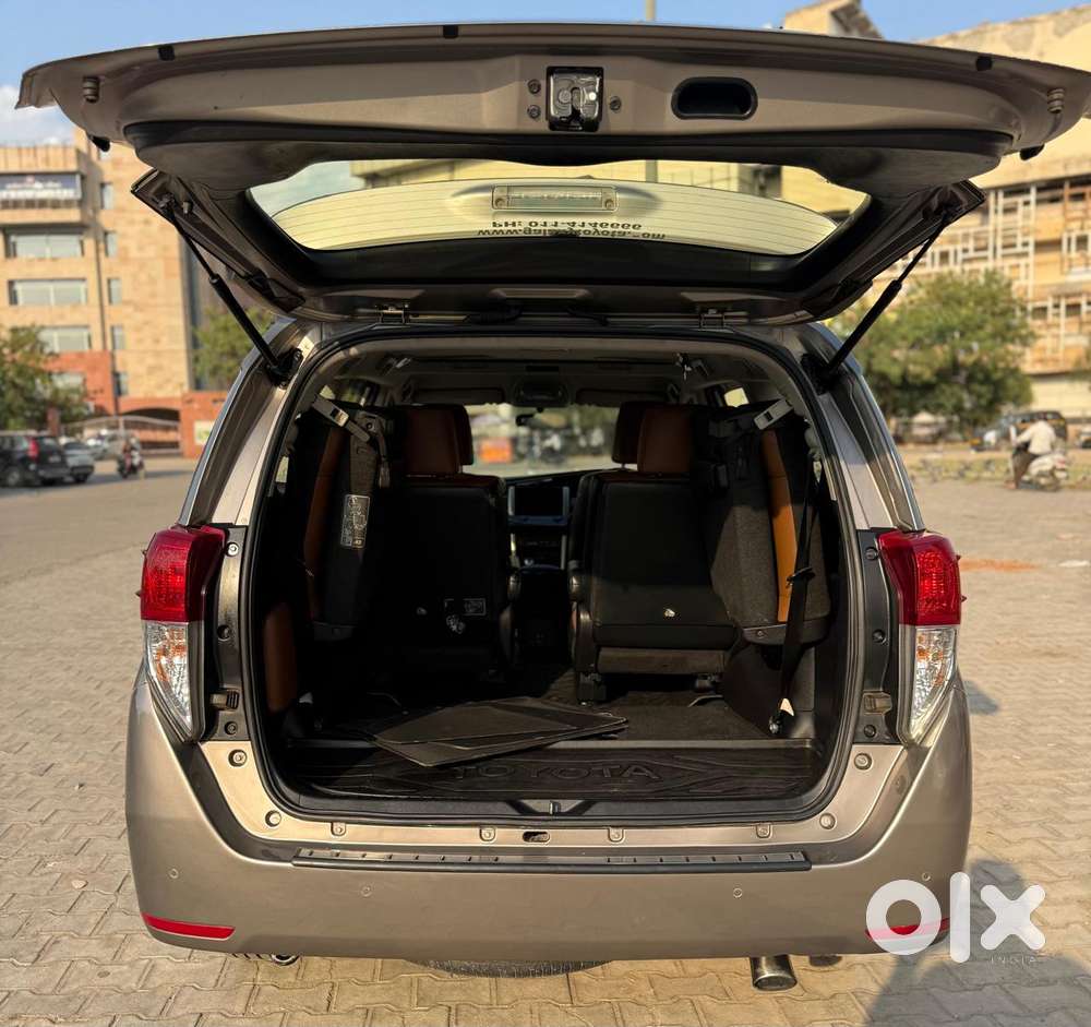 Toyota Innova Crysta 2.8z Automatic, 2019, Diesel