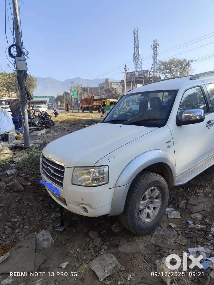 Ford Endeavour 2009