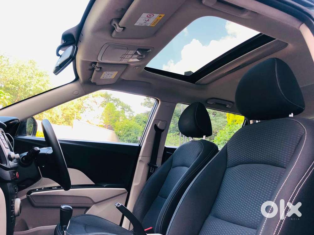 Mahindra Xuv300 W6 Amt Diesel, 2021, Diesel