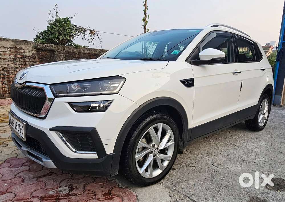 Skoda Kushaq 1.0 Tsi Style At (6 Airbags), 2024, Petrol