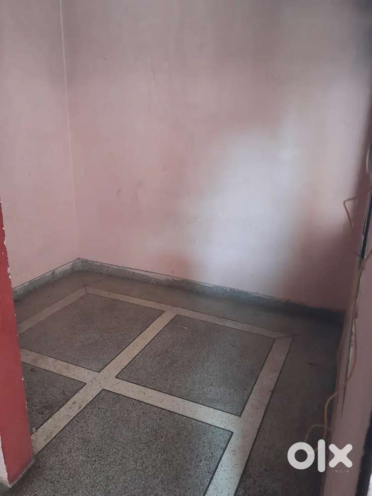 For rent at Street no 2, kqnsepur road,near Gulati medica yamuna nagar