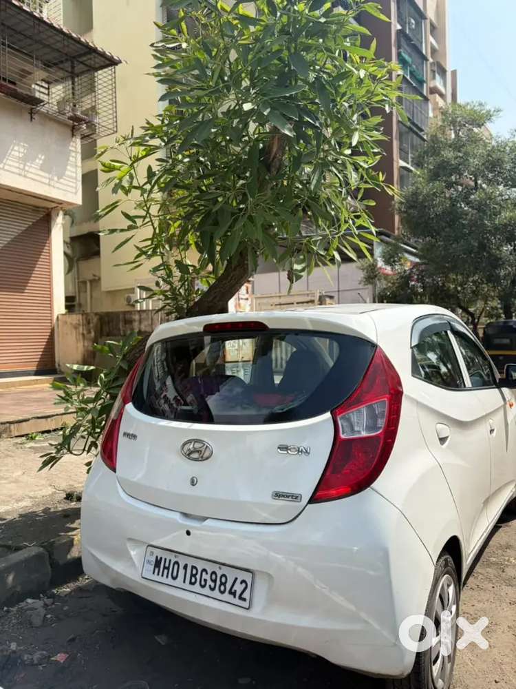Hyundai Eon 0.8 Sportz 2013 Variant