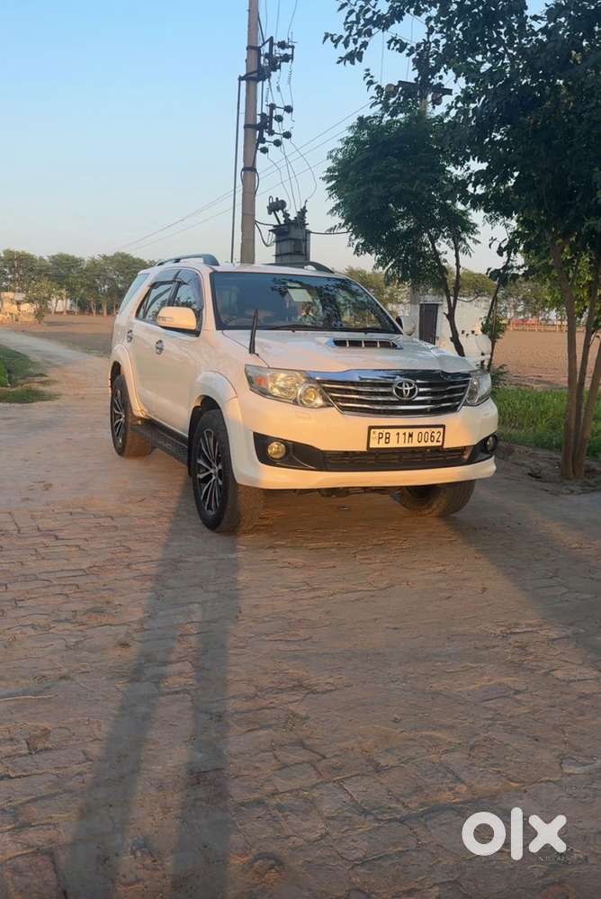 Toyota Fortuner Diesel 2012