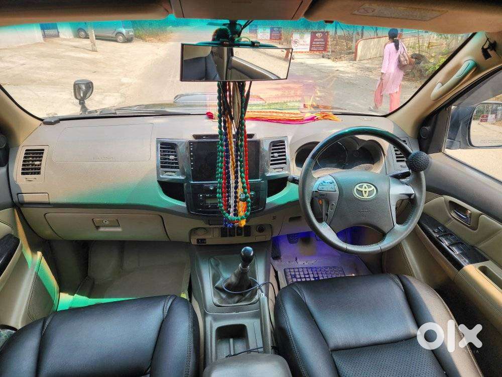 Toyota Fortuner 3.0 4x2 Mt, 2012, Diesel