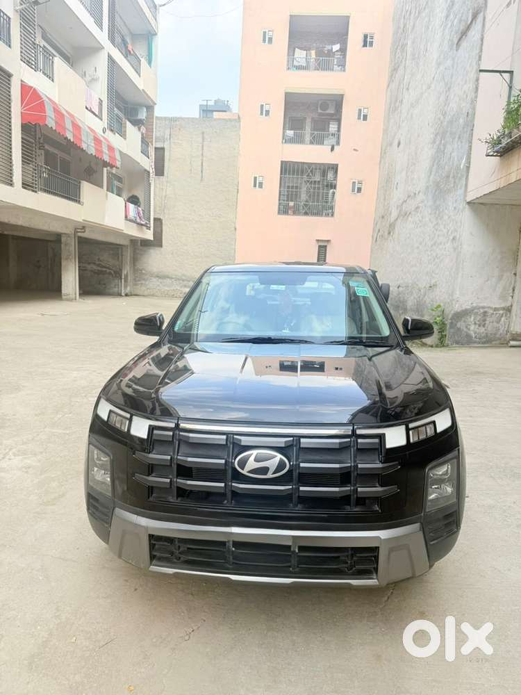 Hyundai Creta 2025 Petrol 7900 Km Driven