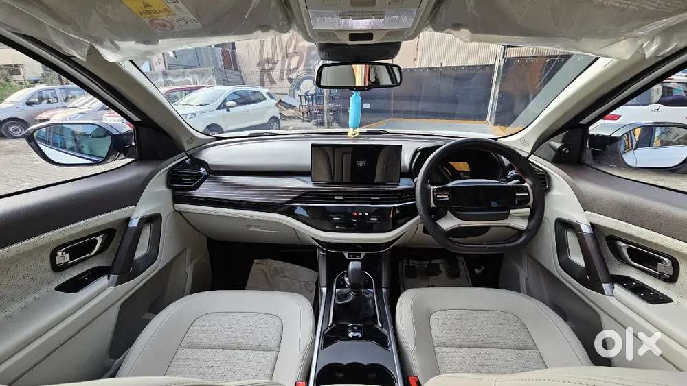 2024 Safari Diesel Accomplished Plus 7 Seater