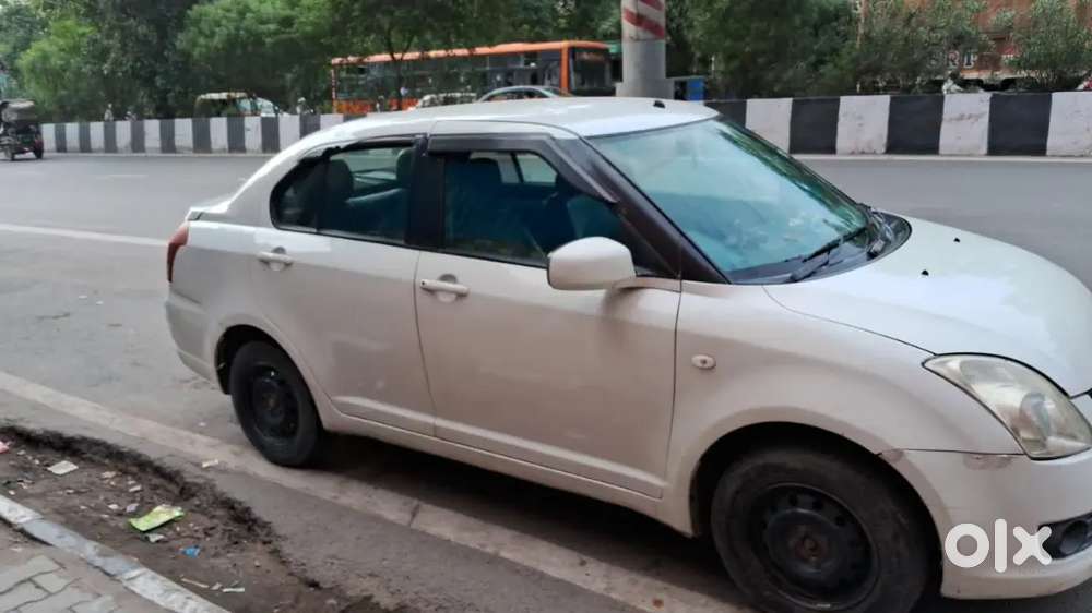 Maruti Suzuki Dzire 1.2 2011