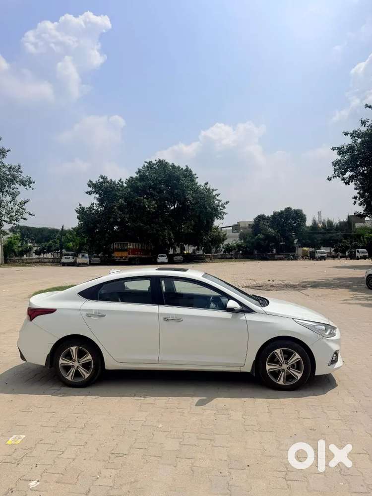 2018 Hyundai Verna Sx(o) Diesel Manual | White