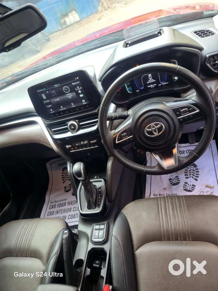 Toyota Urban Cruiser Hyryder 1.5 V Hybrid, 2023, Petrol