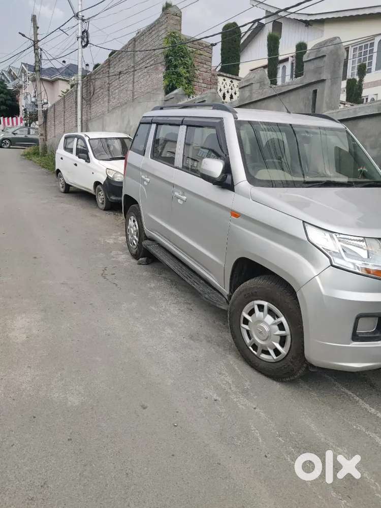 Mahindra Tuv 300 2017