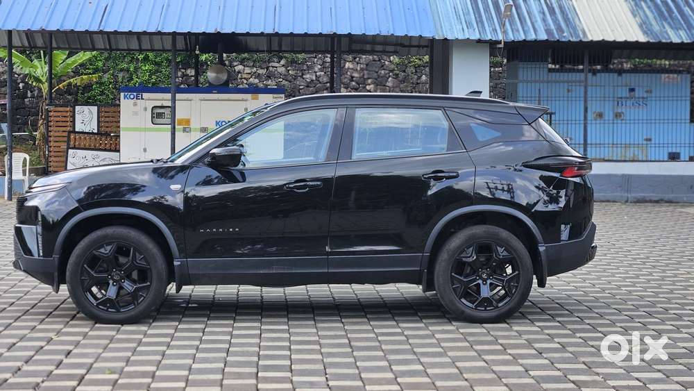 Tata Harrier Fearless Plus Dark Edition, 2023, Diesel