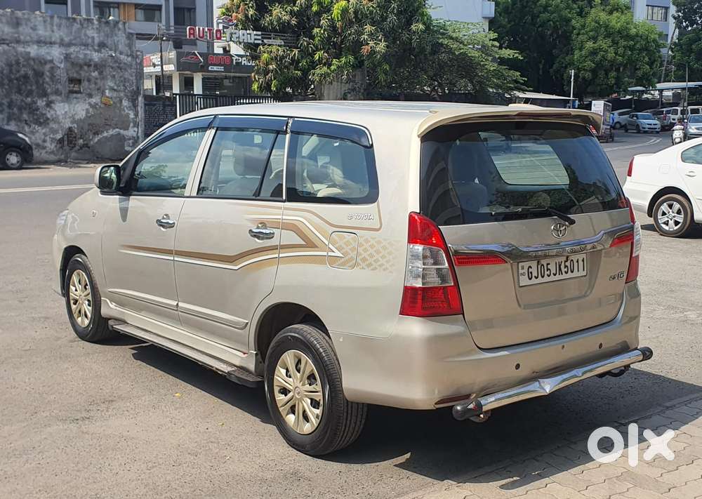 Toyota Innova 2.5 G (diesel) 8 Seater, 2014, Cng & Hybrids