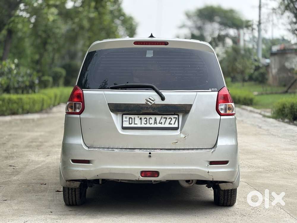Maruti Suzuki Ertiga Zxi, 2012, Petrol