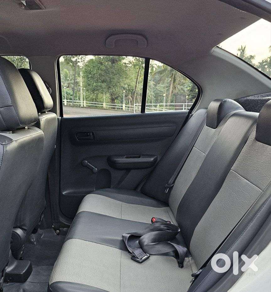 Maruti Suzuki Swift Dzire 1.2 Lxi Bsiv, 2012, Petrol