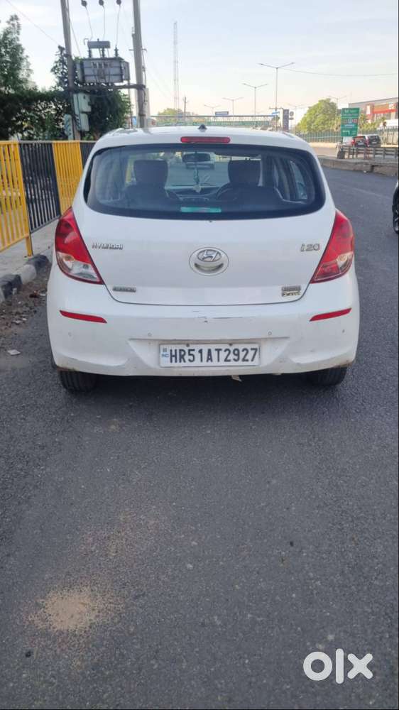 I20 Magna With 6 Gear