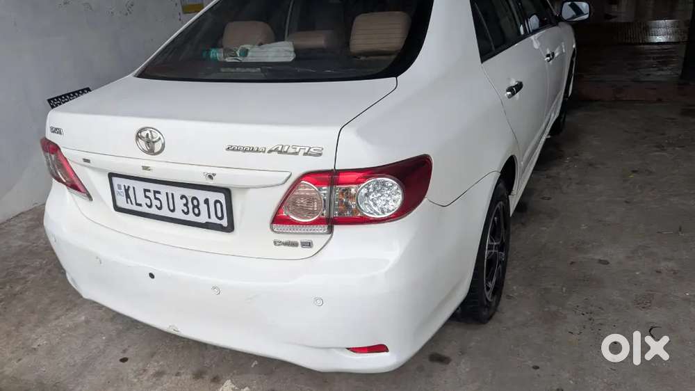 Toyota Corolla Altis 2012 Car